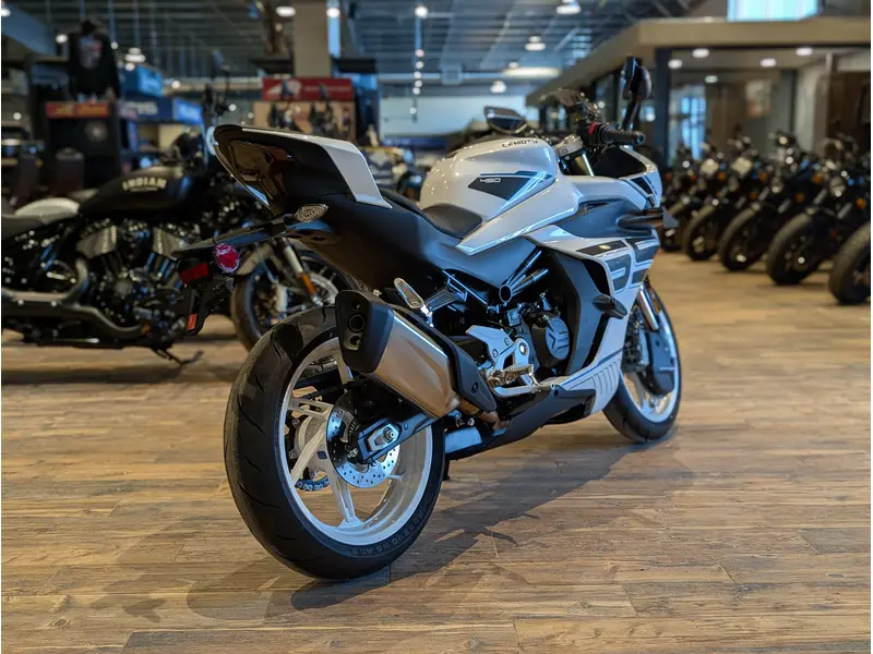 2026 CFMOTO 450SS // Nebula White thumbnail 11