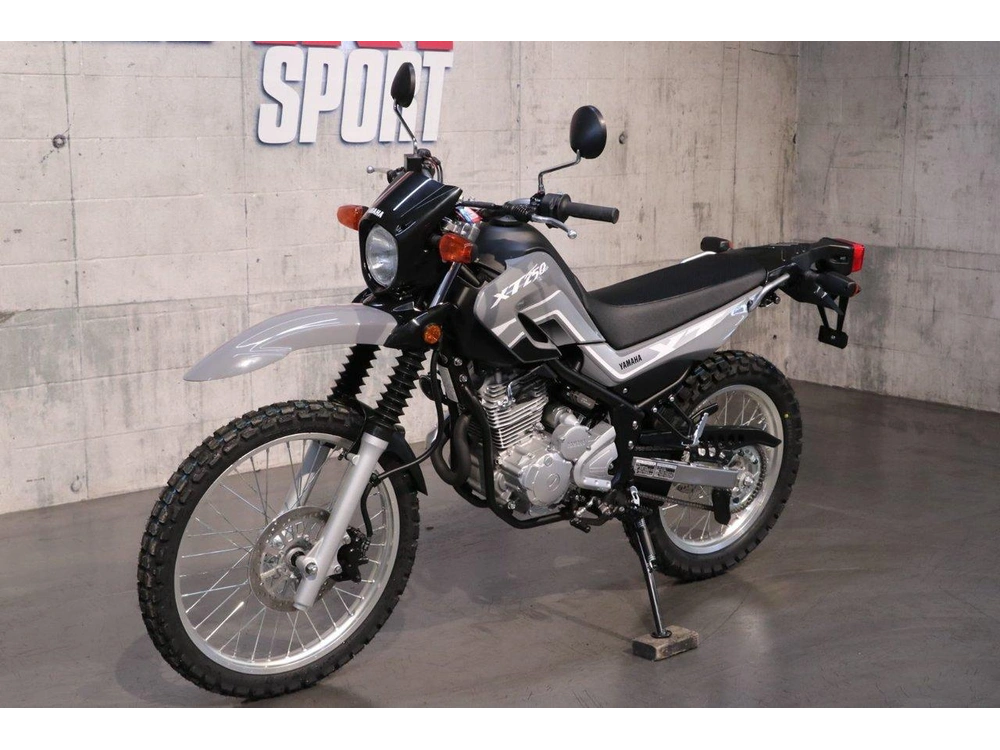Yamaha Xt250 2025 alt