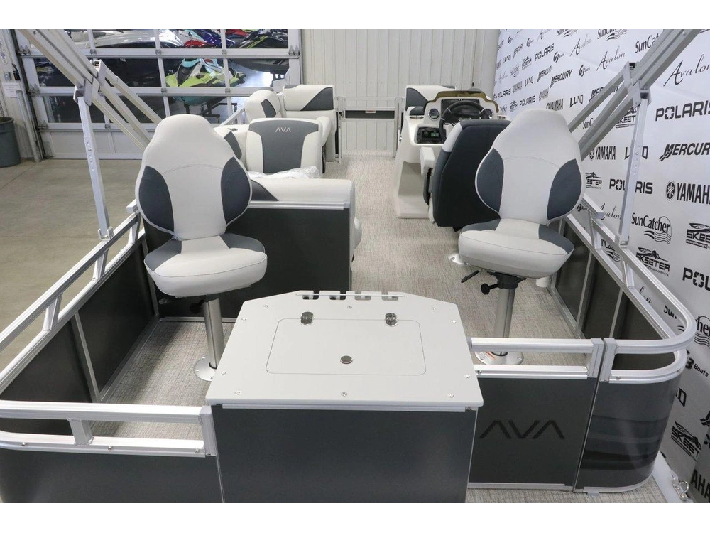 Avalon Venture 1975 Rf + Yamaha 40 Hp 2025 alt