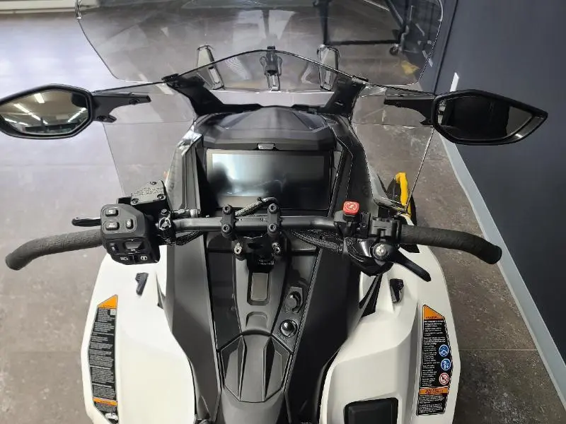 Ski-Doo EXPEDITION ELECTRIC ROTAX E-POWER 2025