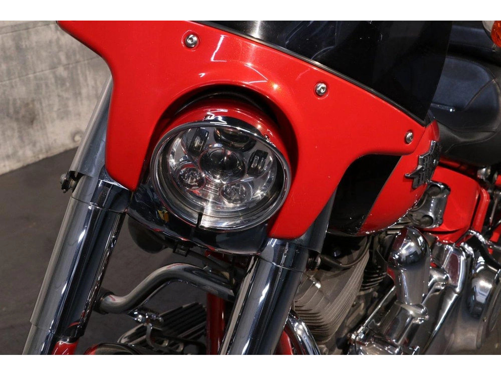 2011 Harley-davidson Harley-davidson Cvo Softail Convertible (flstse2) alt