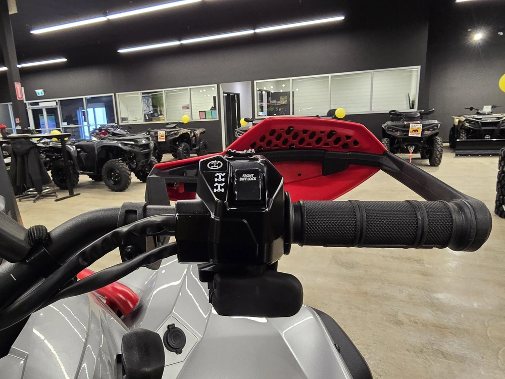 2026 Brp Renegade X Mr 1000r alt