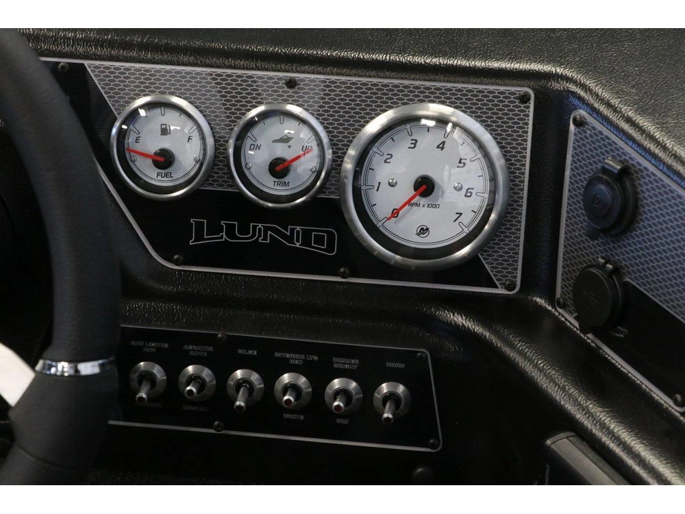 2026 Lund 1775 Crossover Xs + Mercury 115 Hp & Remorque alt