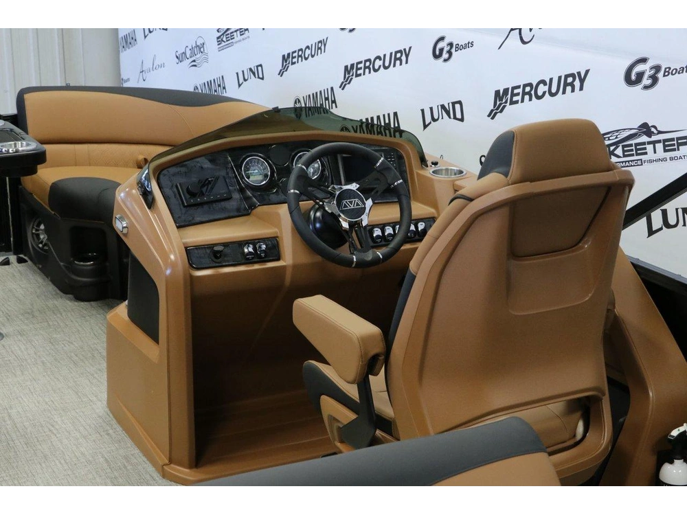 2026 Avalon Avalon Lsz 2385 Versatile Rear Bench Platinum + Yamaha Vmax 150 Hp alt