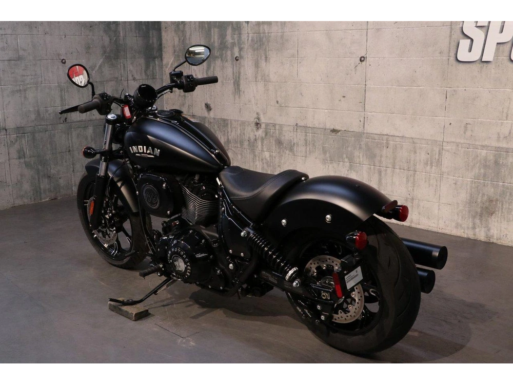 2025 Indian Motorcycle Chief Dark Horse alt