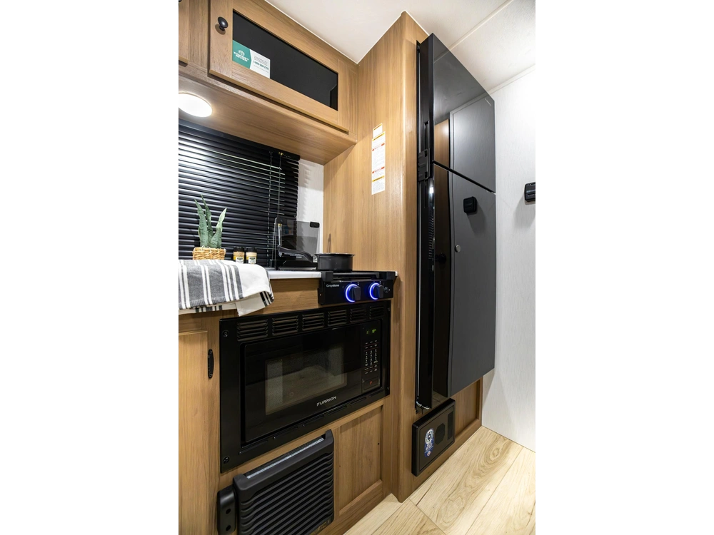 Apex 203rbk 2026 alt