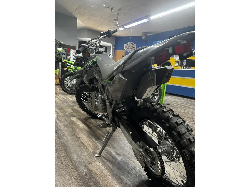 2025 Kawasaki KLX140R L thumbnail 4