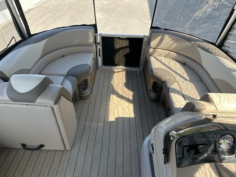 Legend Q-series Lounge Sport Pro 22'6 2023 alt