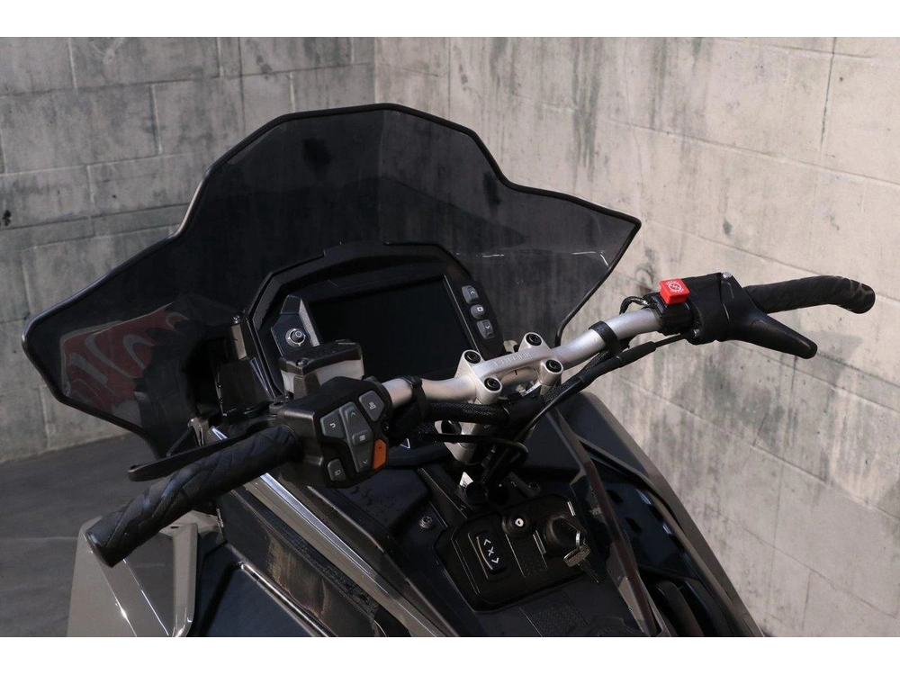 2025 Polaris 650 Indy Vr1 Dynamix 137 alt