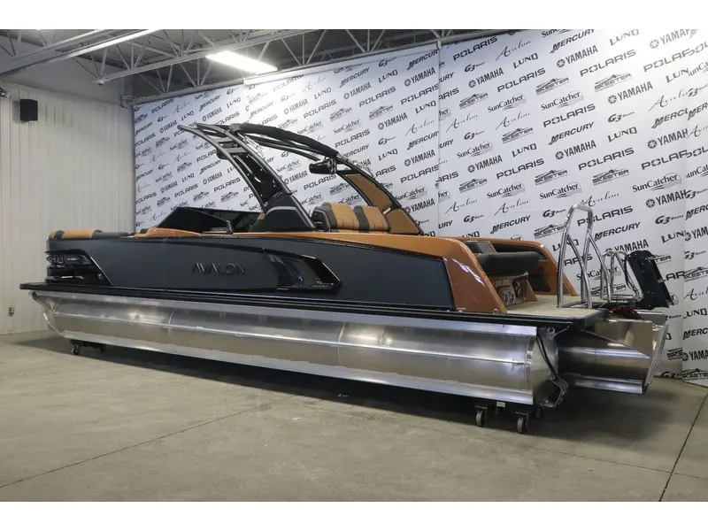 2026 Avalon AVALON EXCALIBUR LTD 2785 VRBW + MERCURY VERADO 425 HP thumbnail 3