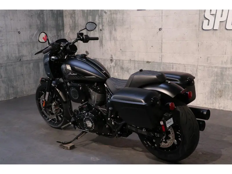 2025 Indian Motorcycle Sport Chief RT thumbnail 4