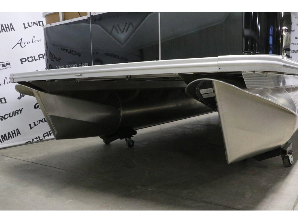 Avalon Venture 2180 Crb + Yamaha 70 Hp 2026 alt