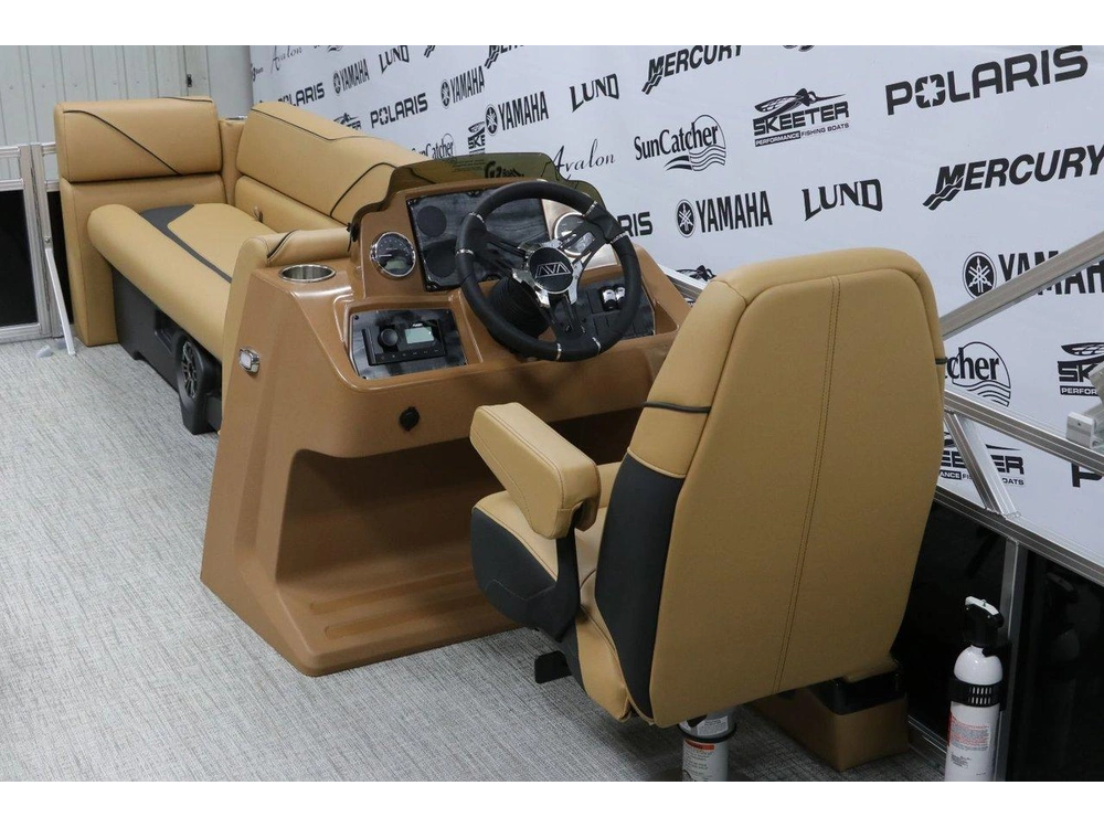 2026 Avalon Avalon Venture 2180 Crb + Yamaha 70 Hp alt