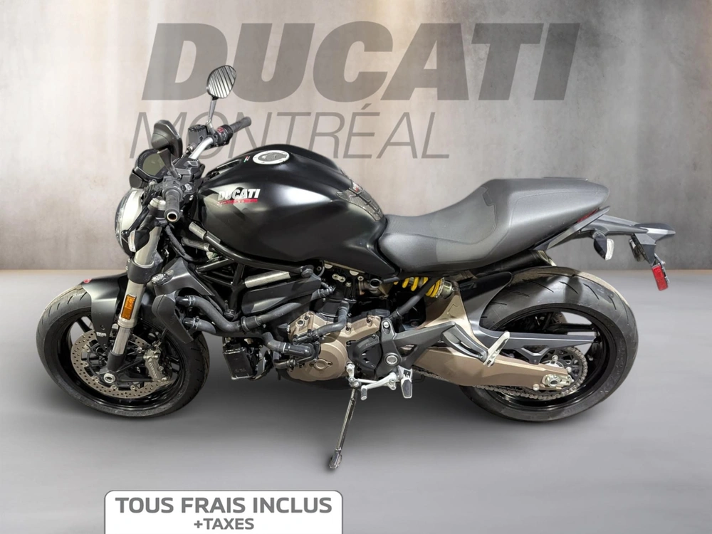 2016 Ducati Monster 821 Dark alt