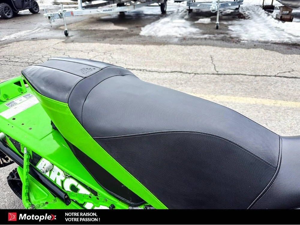 Arctic Cat Zr9000rr Vendu Pour Piece 2015 alt