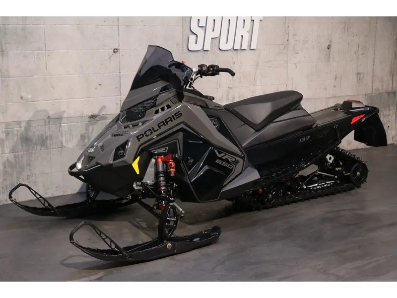 2025 Polaris 650 INDY VR1 DYNAMIX 137 thumbnail 2