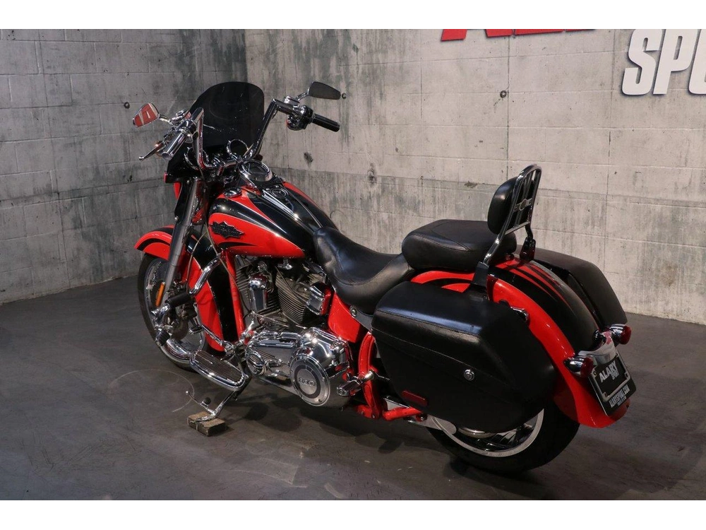 2011 Harley-davidson Harley-davidson Cvo Softail Convertible (flstse2) alt