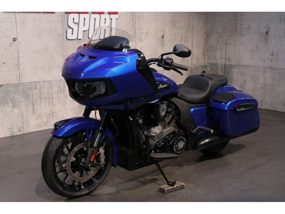 Indian Motorcycle Indian Challenger Dark Horse +112 & Powerband Audio 2026 alt