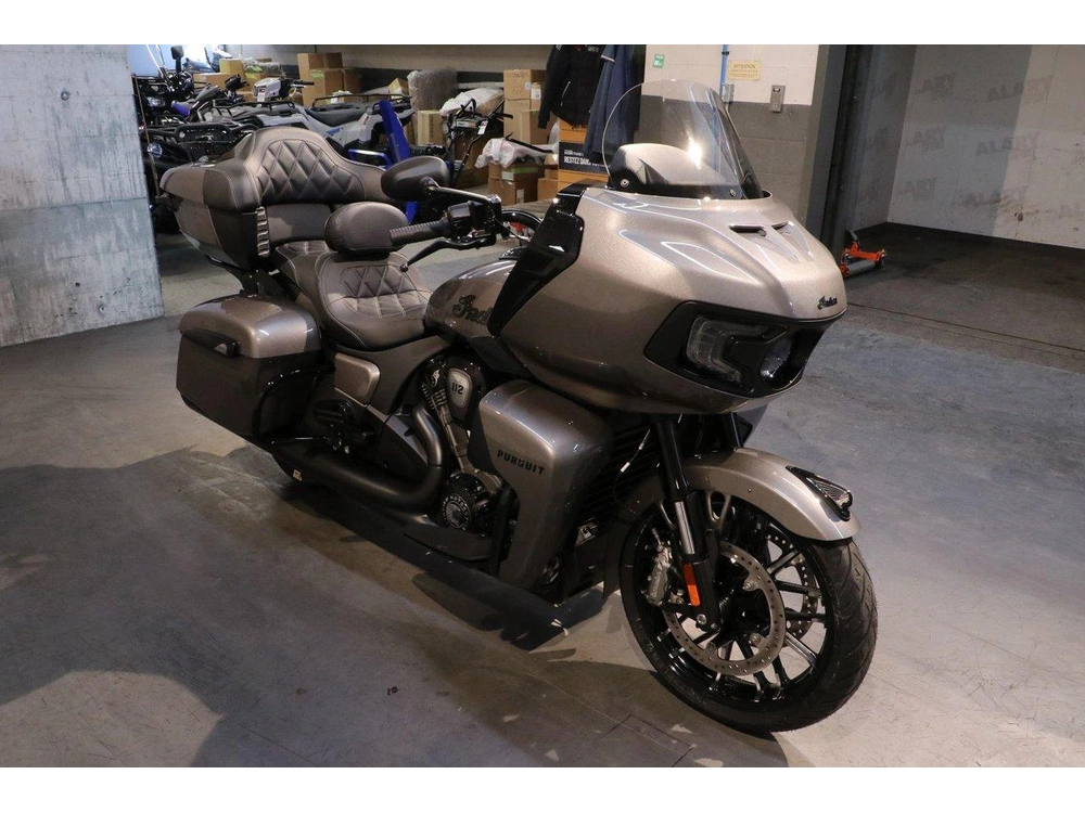 2026 Indian Motorcycle Pursuit Dark Horse + 112 alt