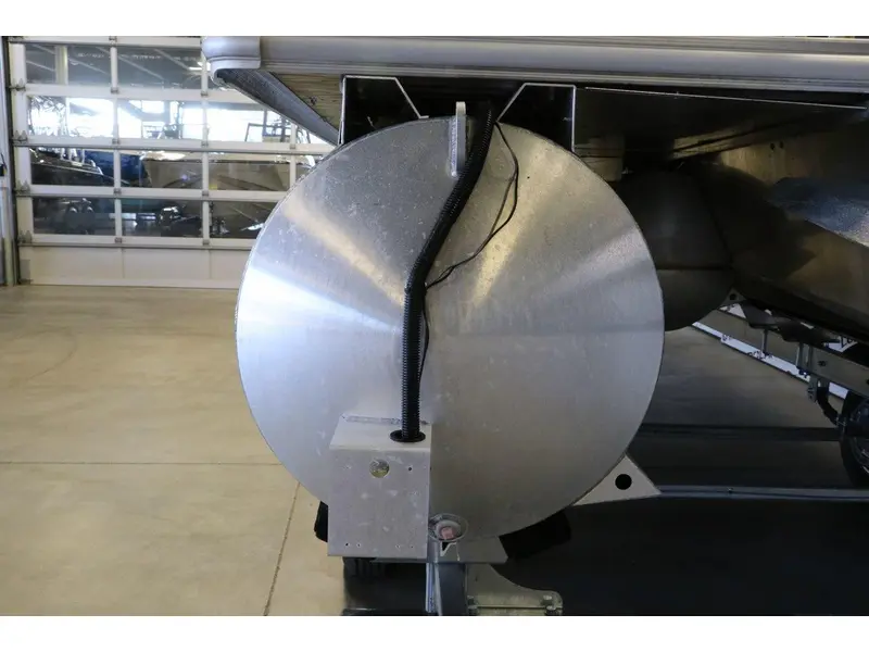 2019 Legend BAYSHORE LS + MERCURY 150 HP thumbnail 20