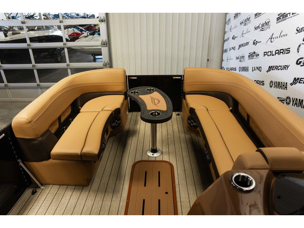 Suncatcher Fusion 324 Ss + Moteur Yamaha 150 Hp 2025 alt
