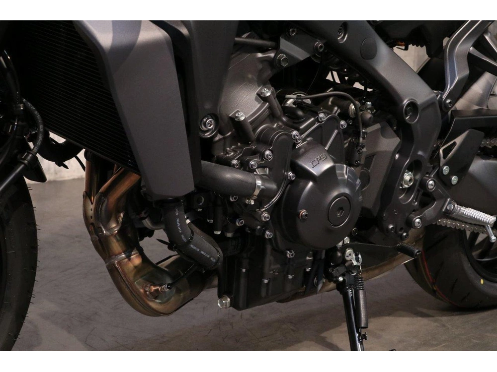 2025 Yamaha Mt-09 alt