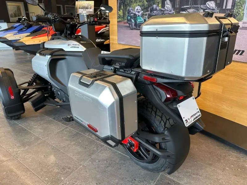 Can-Am Canyon XT 2025