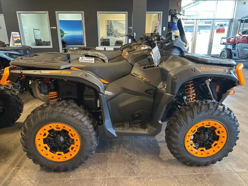 Can-Am Outlander XT-P 1000R with Smart-Shox & 10.25 in. Infotainment 2026