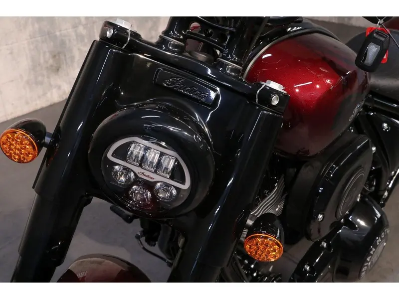 2025 Indian Motorcycle Chief Bobber Dark Horse thumbnail 13