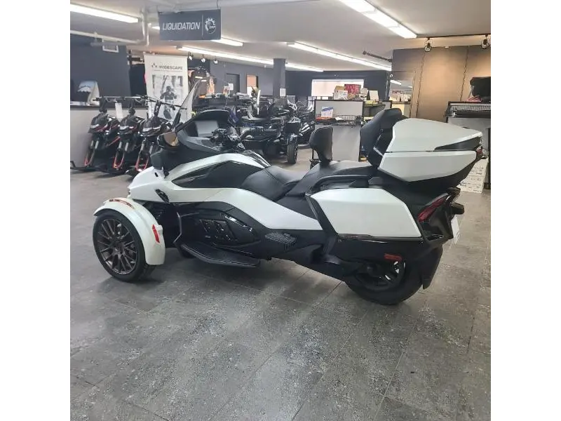 Can-Am Spyder RT Sea-to-Sky SE6 2025