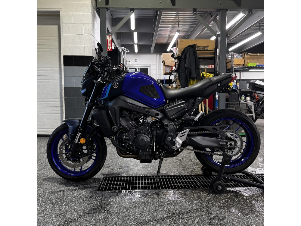 2022 Yamaha Mt-09 alt