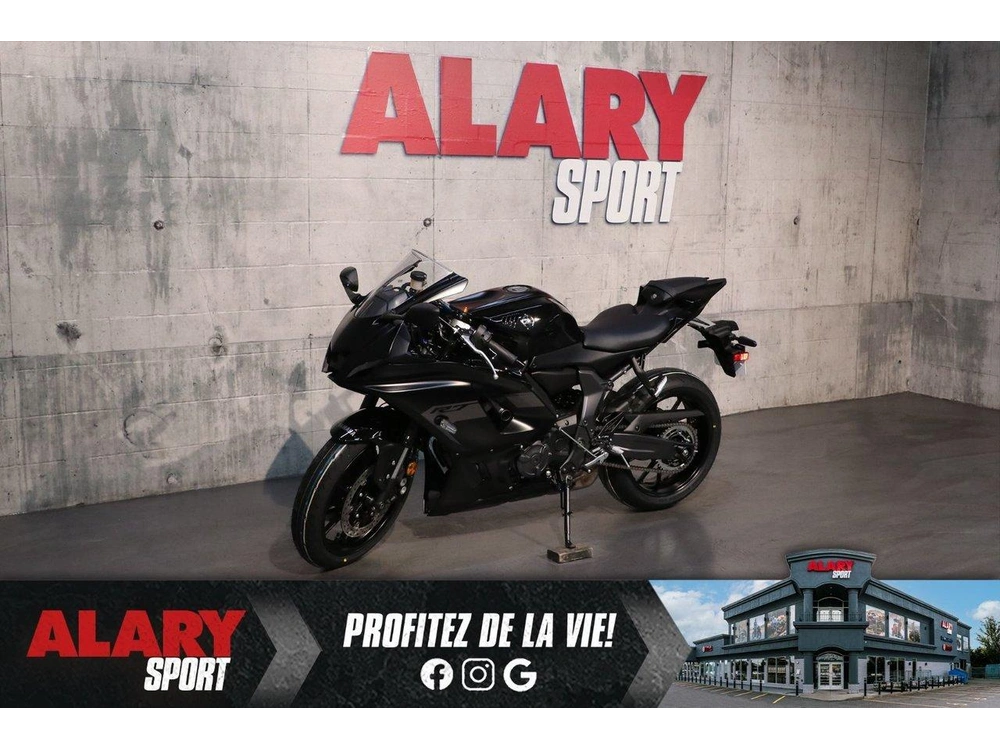 2025 Yamaha Yzf-r7 Démo alt