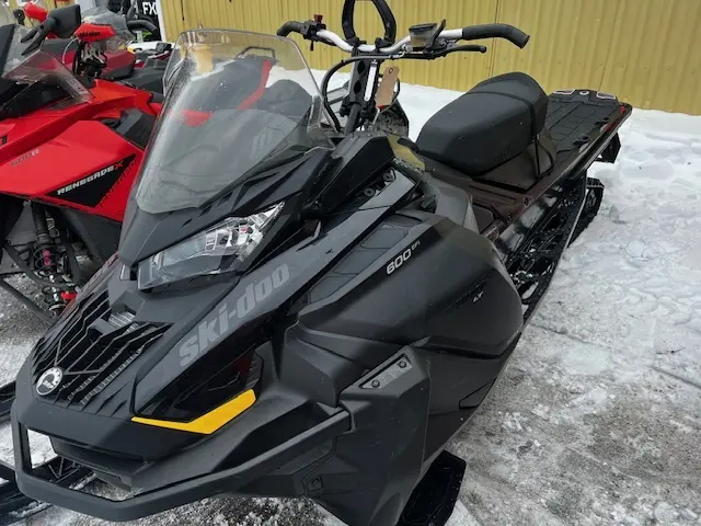 Ski-Doo TUNDRA LT 600 EFI 2023
