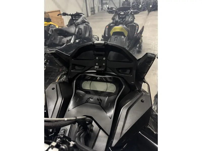 2021 Ski-Doo RENEGADE ENDURO 900 ace