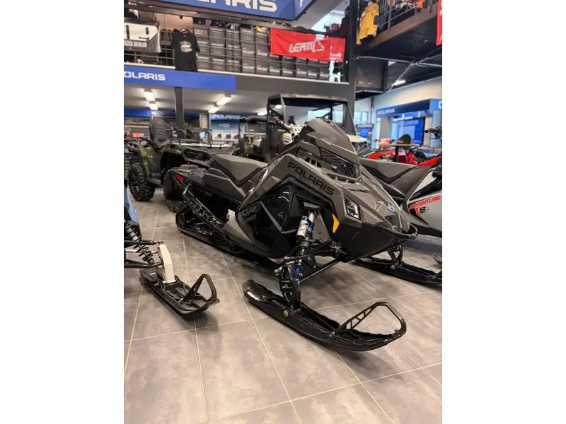 Polaris 850 INDY VR1 137 2025