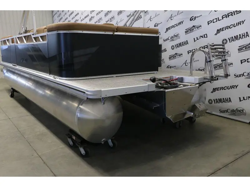 Avalon VENTURE 2180 CRUISE + YAMAHA 70 HP 2026