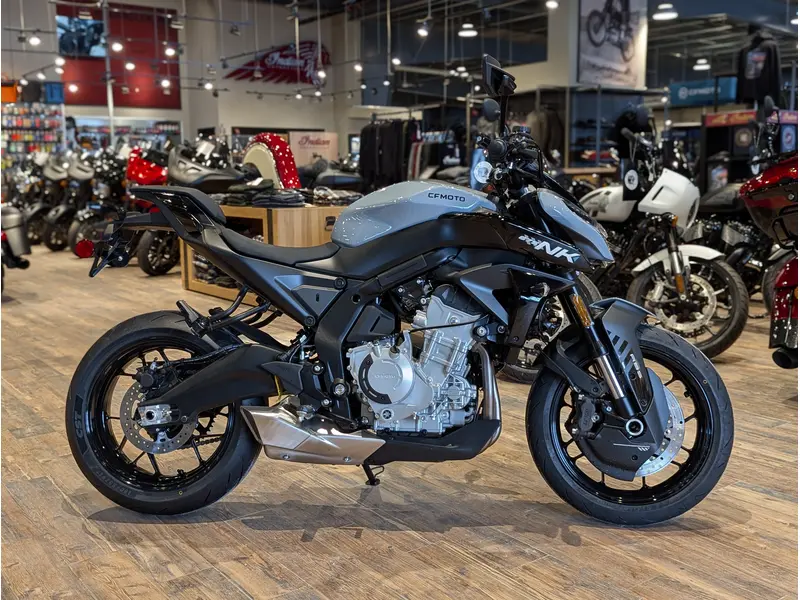 2026 CFMOTO 675NK // Tundra Grey thumbnail 2