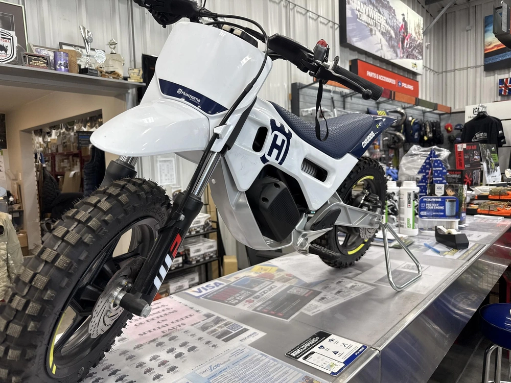 2025 Husqvarna Ee 2 alt
