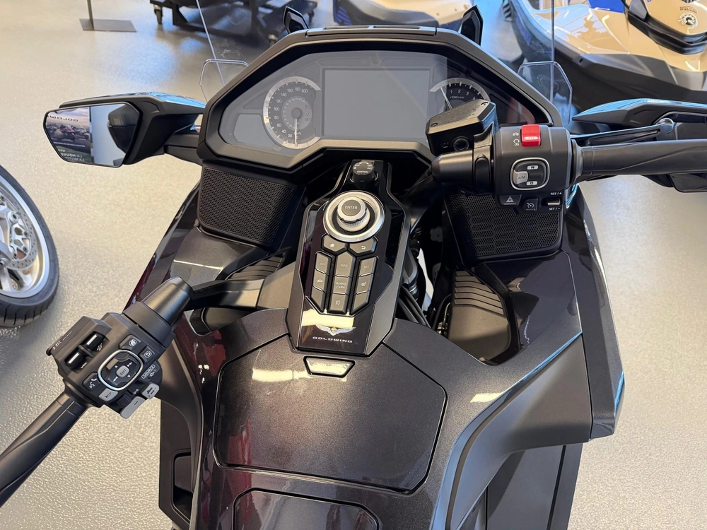 Honda Goldwing 1800 Dct Tourer Gold Wing 2026 alt