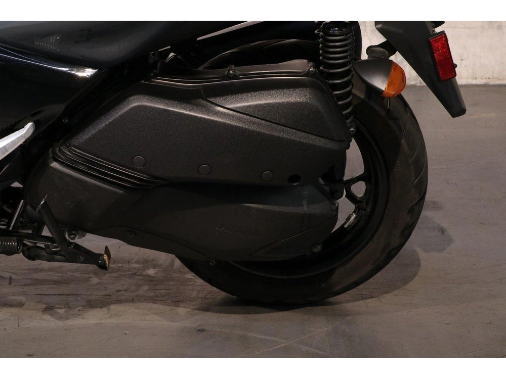 2022 Yamaha Yamaha Xmax 300 alt