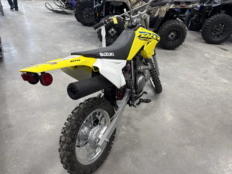 2025 Suzuki DR-Z125 thumbnail 3