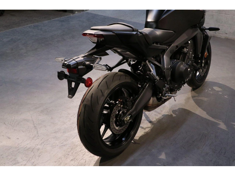 2025 Yamaha Mt-09 alt