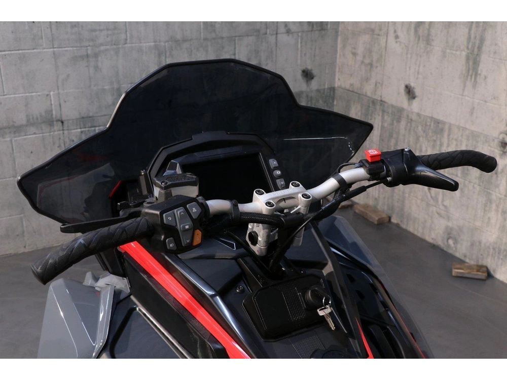2024 Polaris Polaris 650 Indy Vr1 137 Es Enr. alt