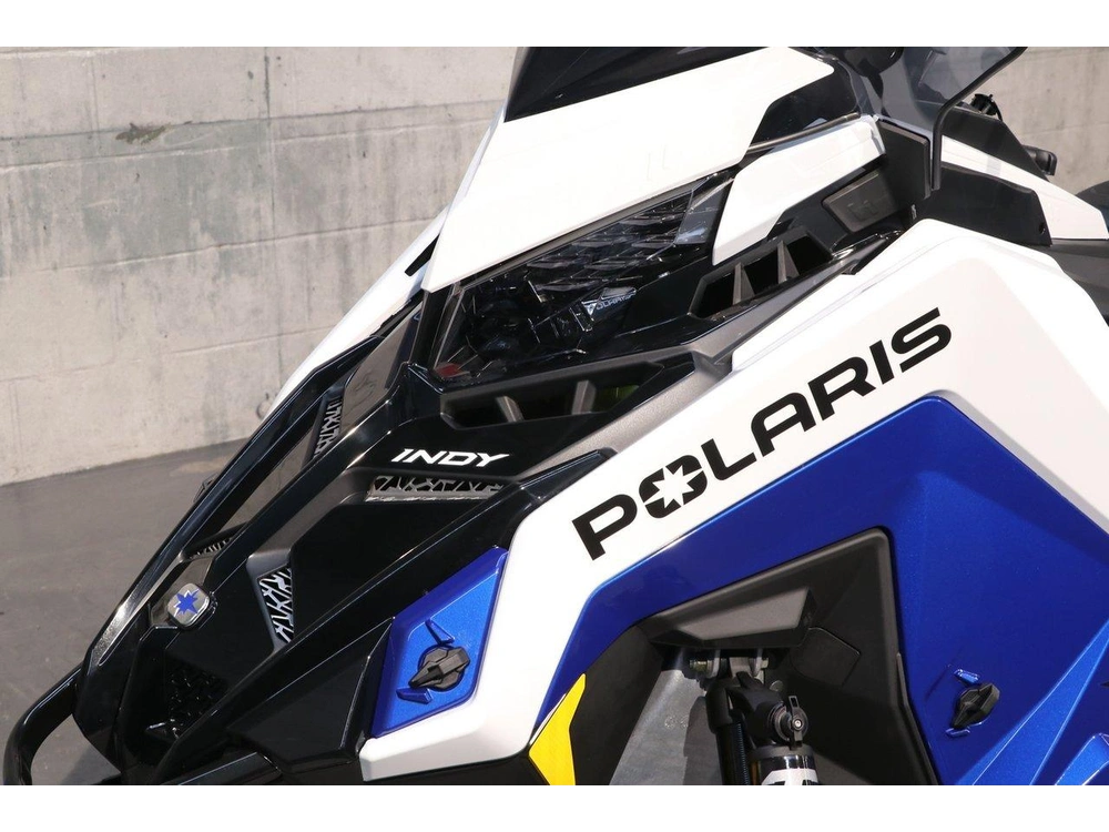 2023 Polaris Polaris Prostar S4 Indy Xc 137 Snowcheck Demo Enr. alt