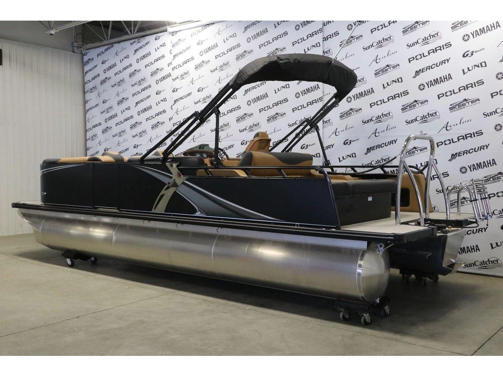 2026 Avalon Avalon Lsz 2385 Versatile Rear Bench + Yamaha 90 Hp alt