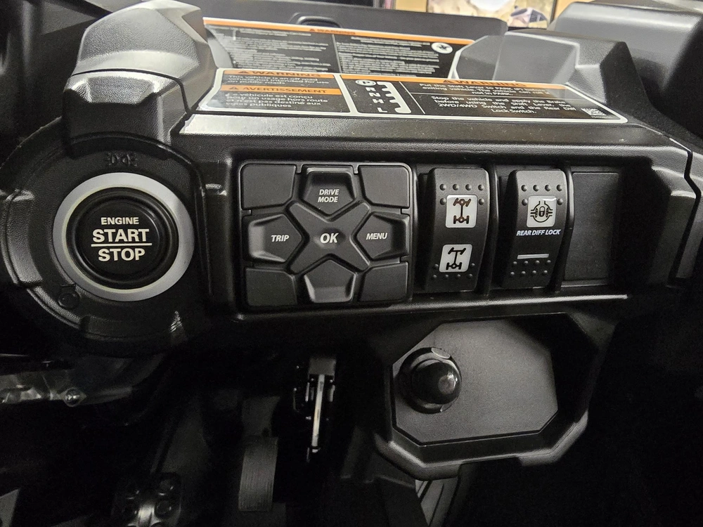 2026 Brp Commander Xt 1000r alt