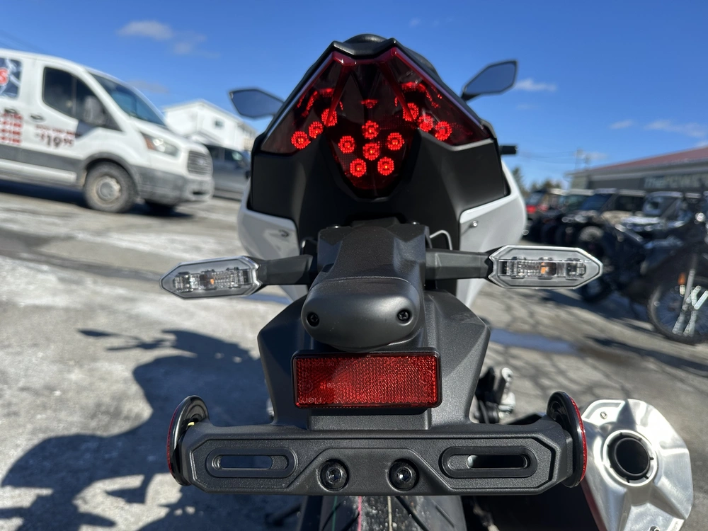 2026 Kawasaki Z 500 Se Abs alt