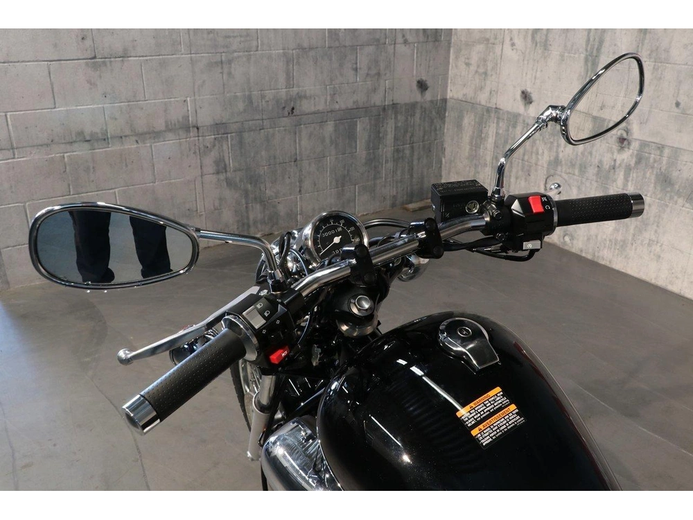 Yamaha V-star 250 2022 alt