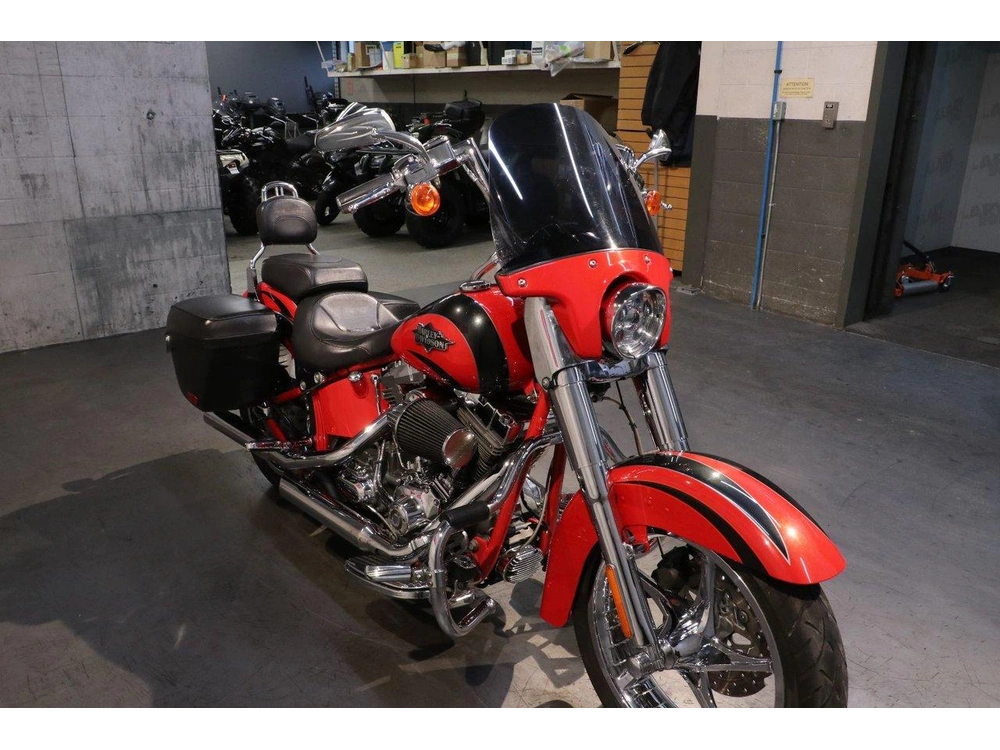 2011 Harley-davidson Harley-davidson Cvo Softail Convertible (flstse2) alt