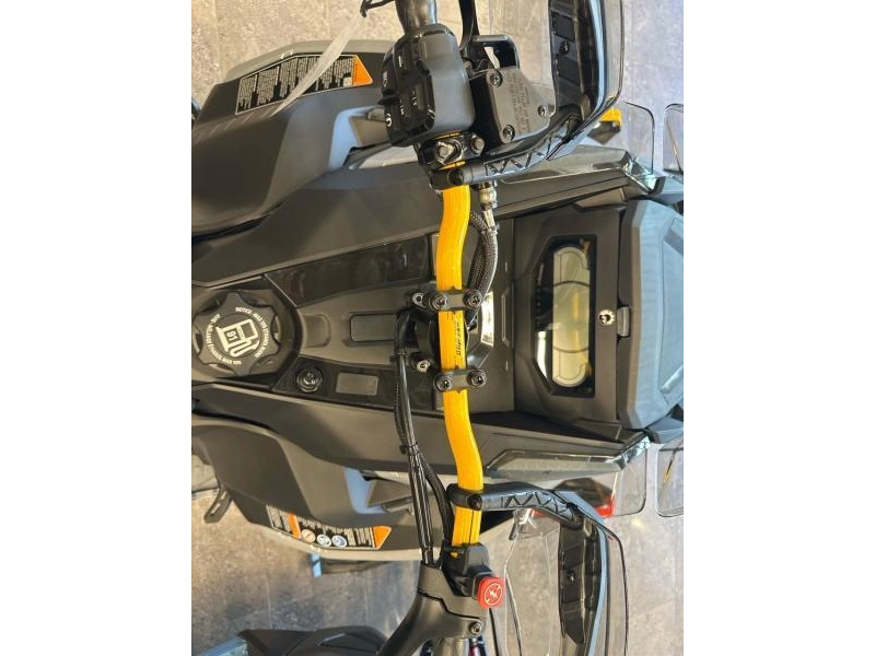 Ski-doo Mxz Adr W/ Blizzard Pkg 137 850 E-tec Ice Ripper Xt 1.25'' E.s. 2026 alt